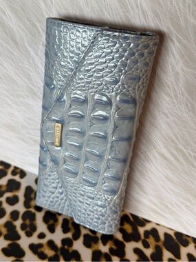 Brahmin Veronica Wallet in Heavenly Blue NWT HTF PRICE FIRM